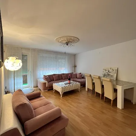 Alpine Retreat Apartment Garmisch-Partenkirchen